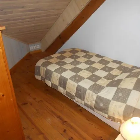 5 Pieces, 9 Pers, Balcon Sud, Proche Centre Et Telecabine, Options Confort. - Fr-1-401-96 Apartment